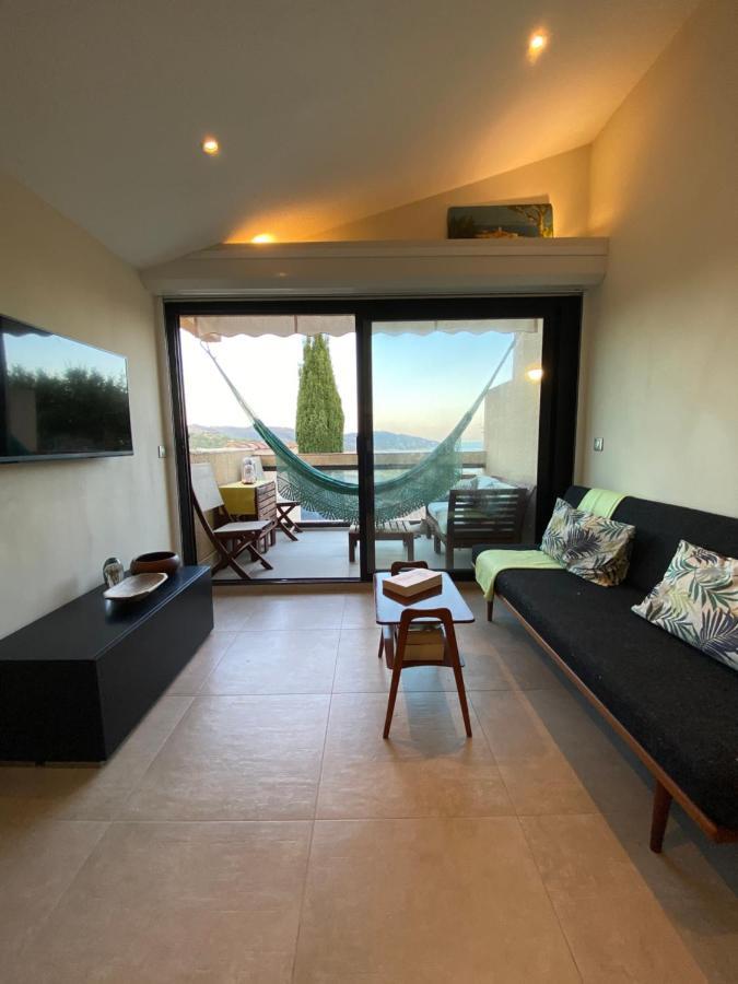 Apartment Vue A Gigaro,